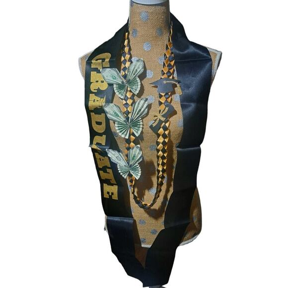 MONEY LEI - Picture 1 of 3